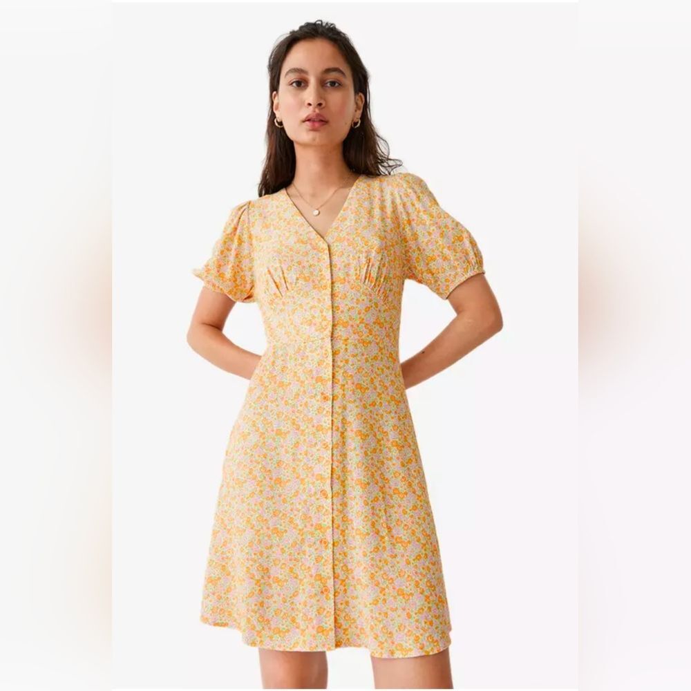 & Other Stories buttons mini tea dress puff sleeves yellow floral sz 4 Milkmaid